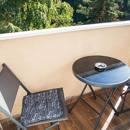 Ferienwohnung Nikolas Belgrad Exterior foto